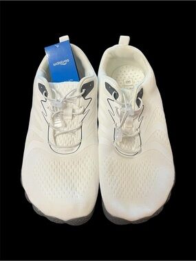 WateLves Barefoot Minimalist Men Water Shoe